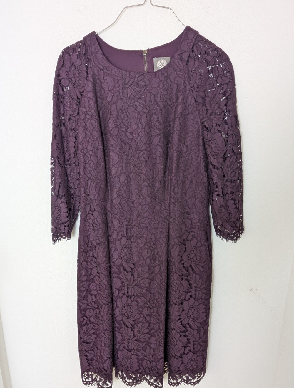 Vince Camuto fit and flare shorts sheath lace dress, burgundy, size 6 EUC